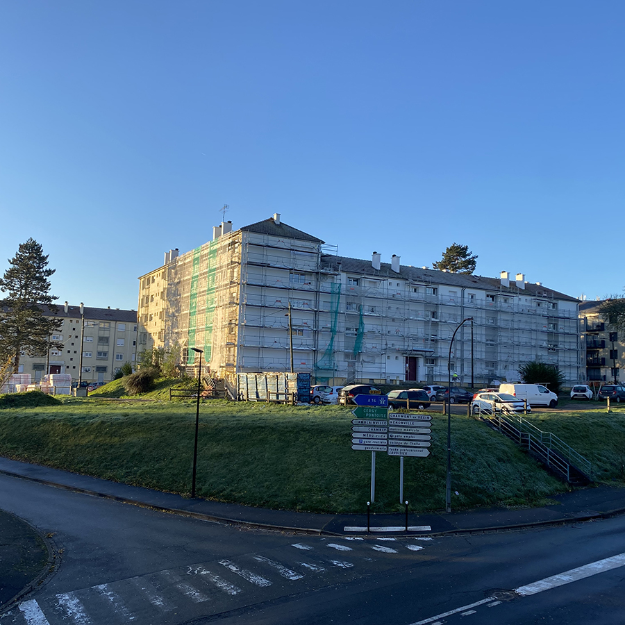 Photo 2 Réhabilitation et amélioration énergétique de 148 logements à Méru